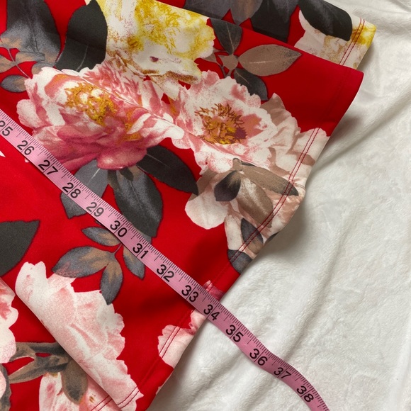 NWT Francesca’s Red Floral Mini Dress - Picture 9 of 11